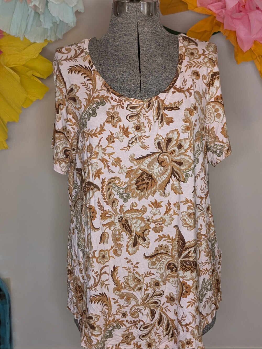 2065 - JM Collection Women's Plus Size 1X Floral Print Short Sleeve Blouse